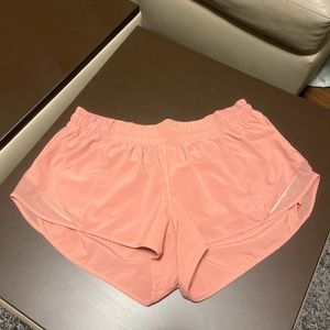 lululemon hotty hot shorts size 10
